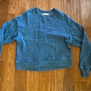 hollister ocean blue fleece crewneck
